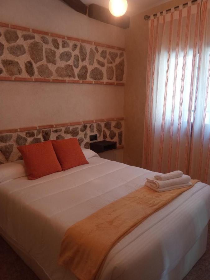 Senorio De Orgaz II Villa โตเลโด ภายนอก รูปภาพ